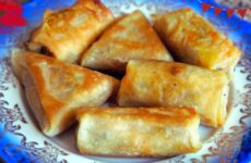 best Briouats (Moroccan Pastries) 2024